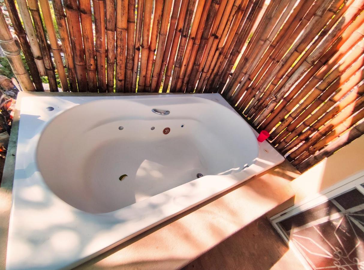 Casa Lili Luxury Valladolid "Fast Wifi, Hot Water, Kitchen & Tv" Esterno foto